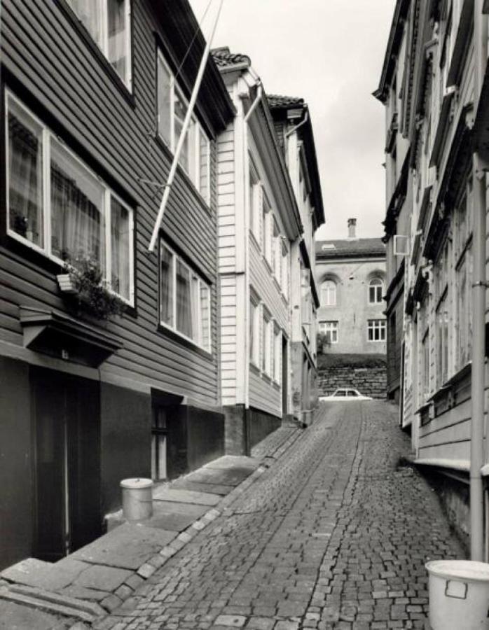 Dinbnb I Historical Two-floor With Rooftop Panorama I 1645 Heritage Bergen